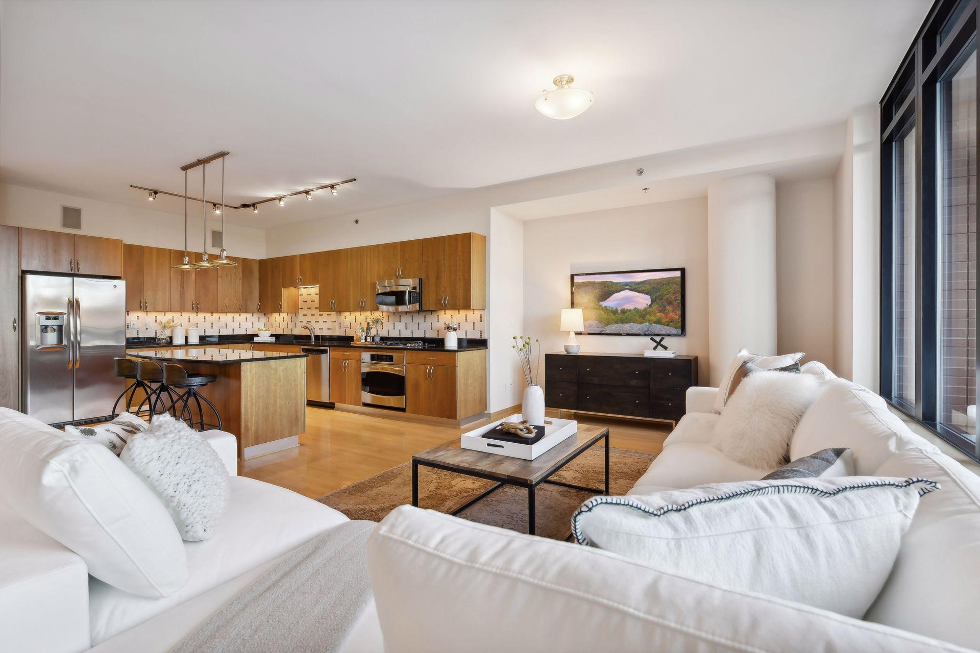 215 10th Avenue S Unit: 310