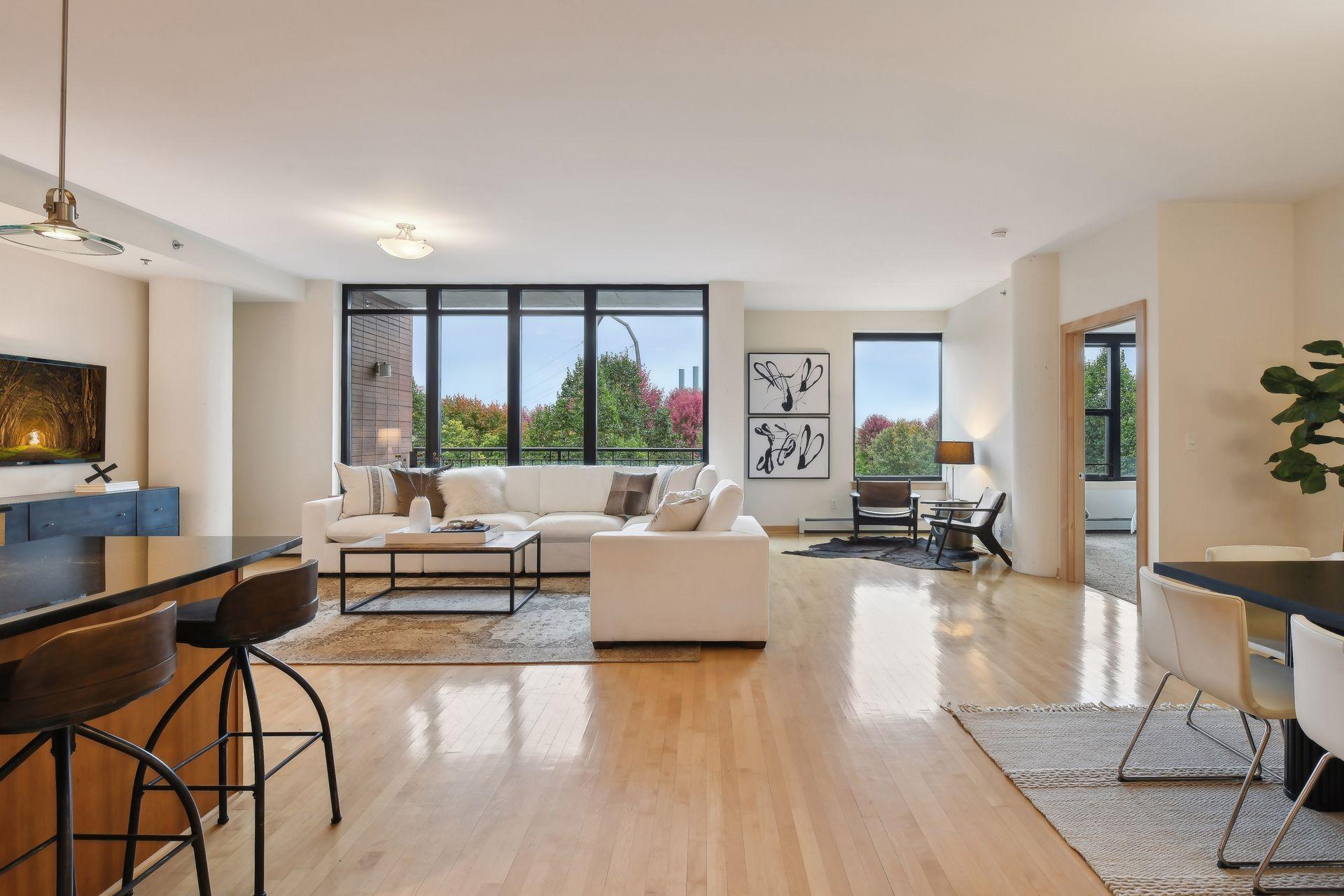 215 10th Avenue S Unit: 310