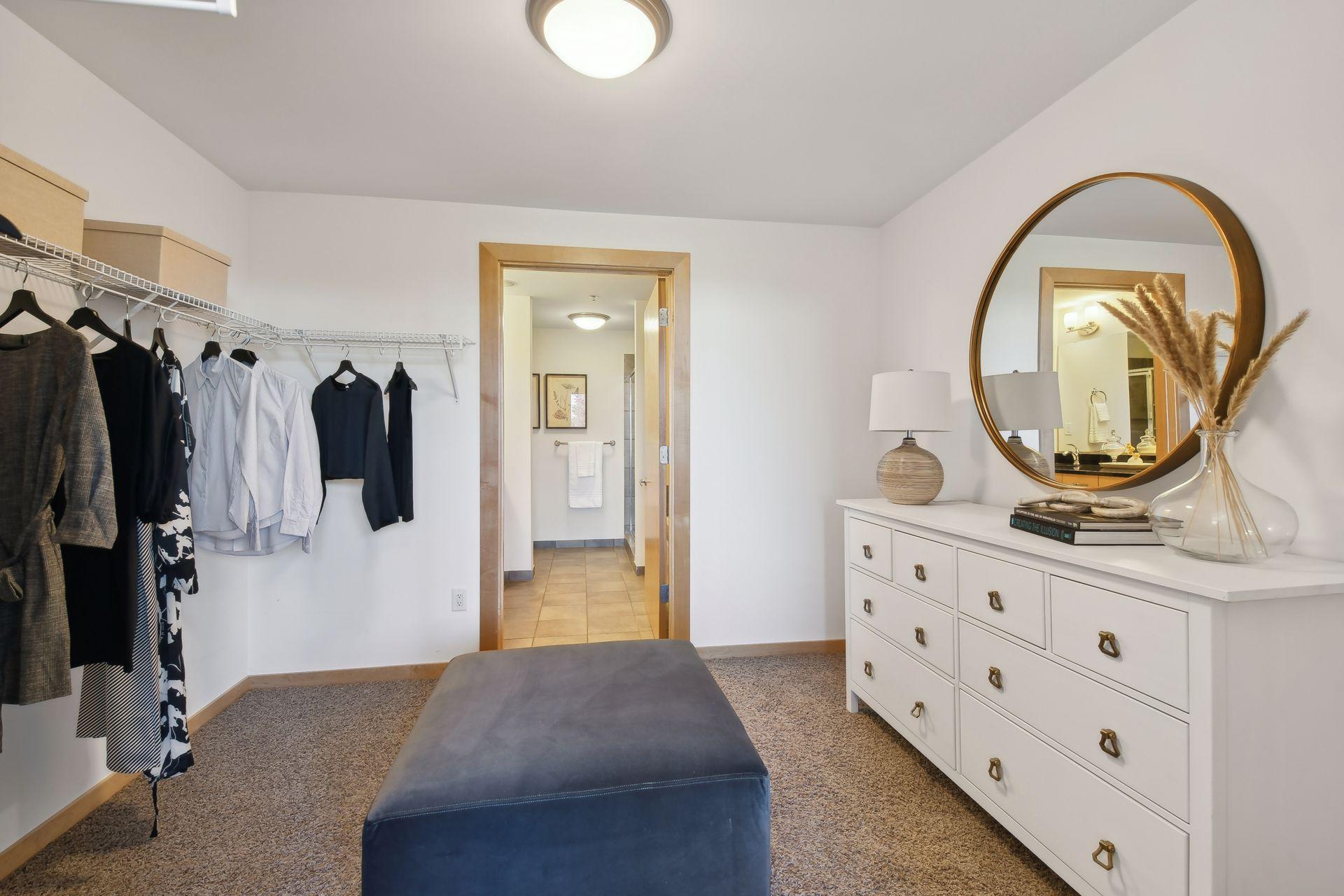 215 10th Avenue S Unit: 310