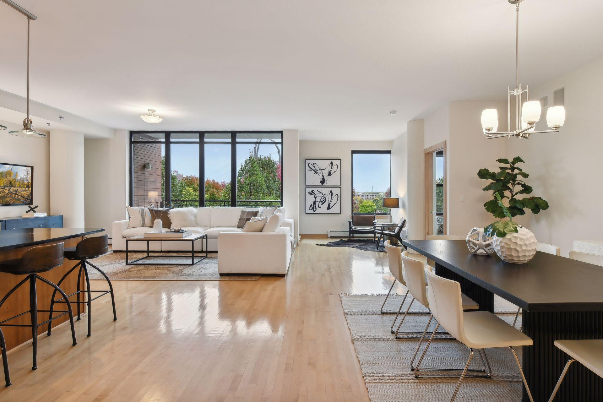 215 10th Avenue S Unit: 310