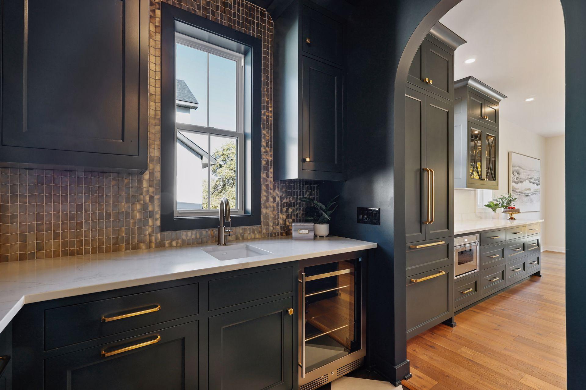 124 Chicago Avenue N