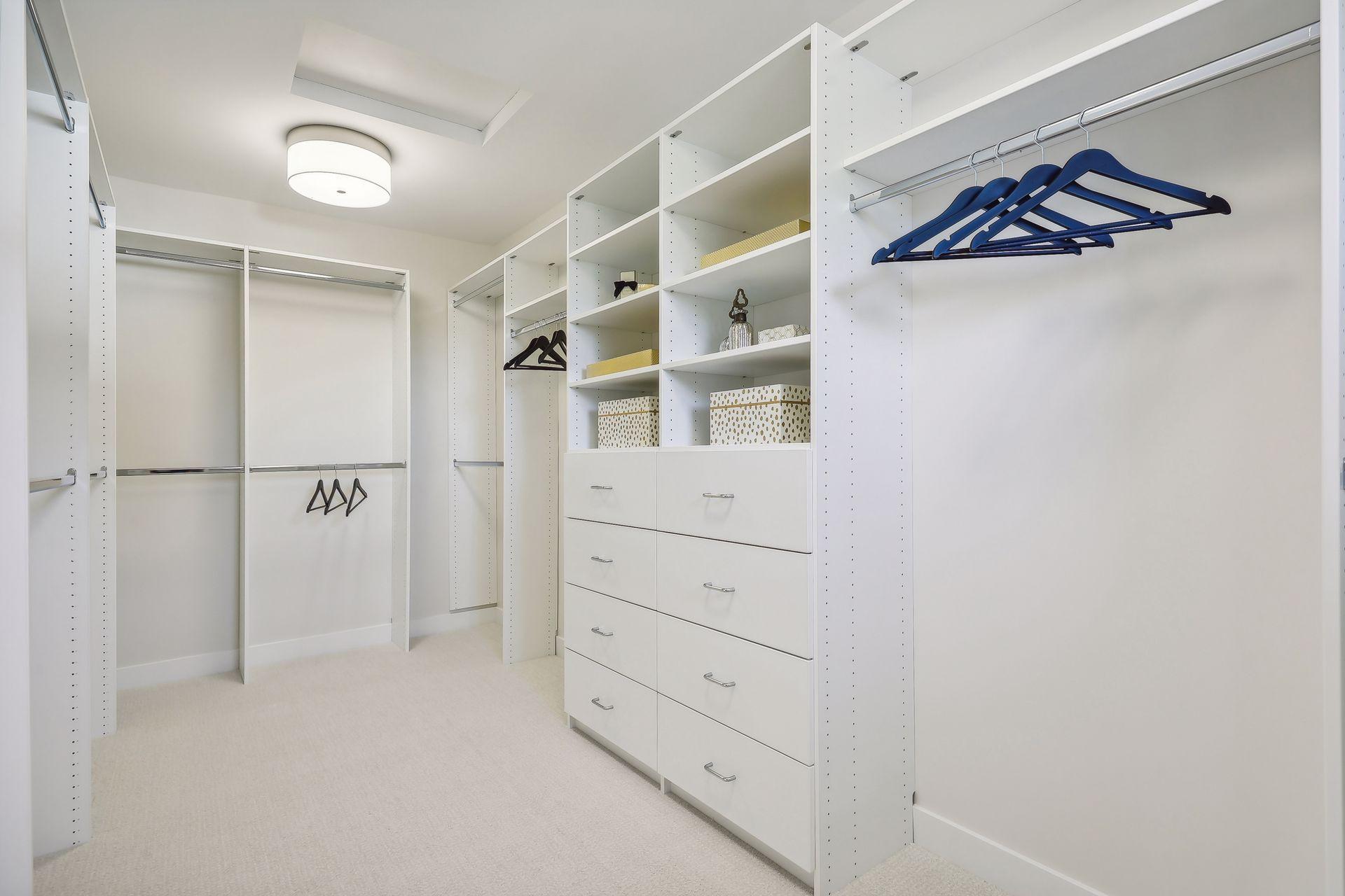 124 Chicago Avenue N