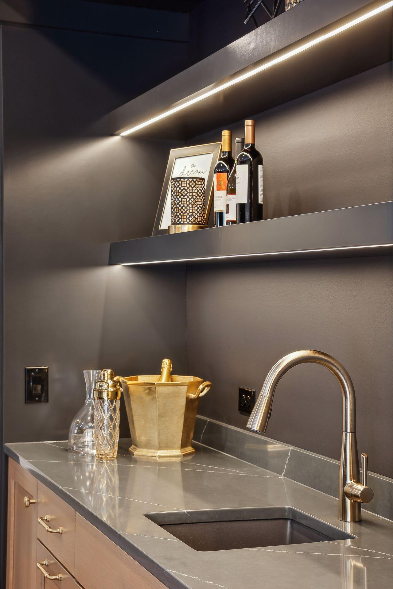 124 Chicago Avenue N