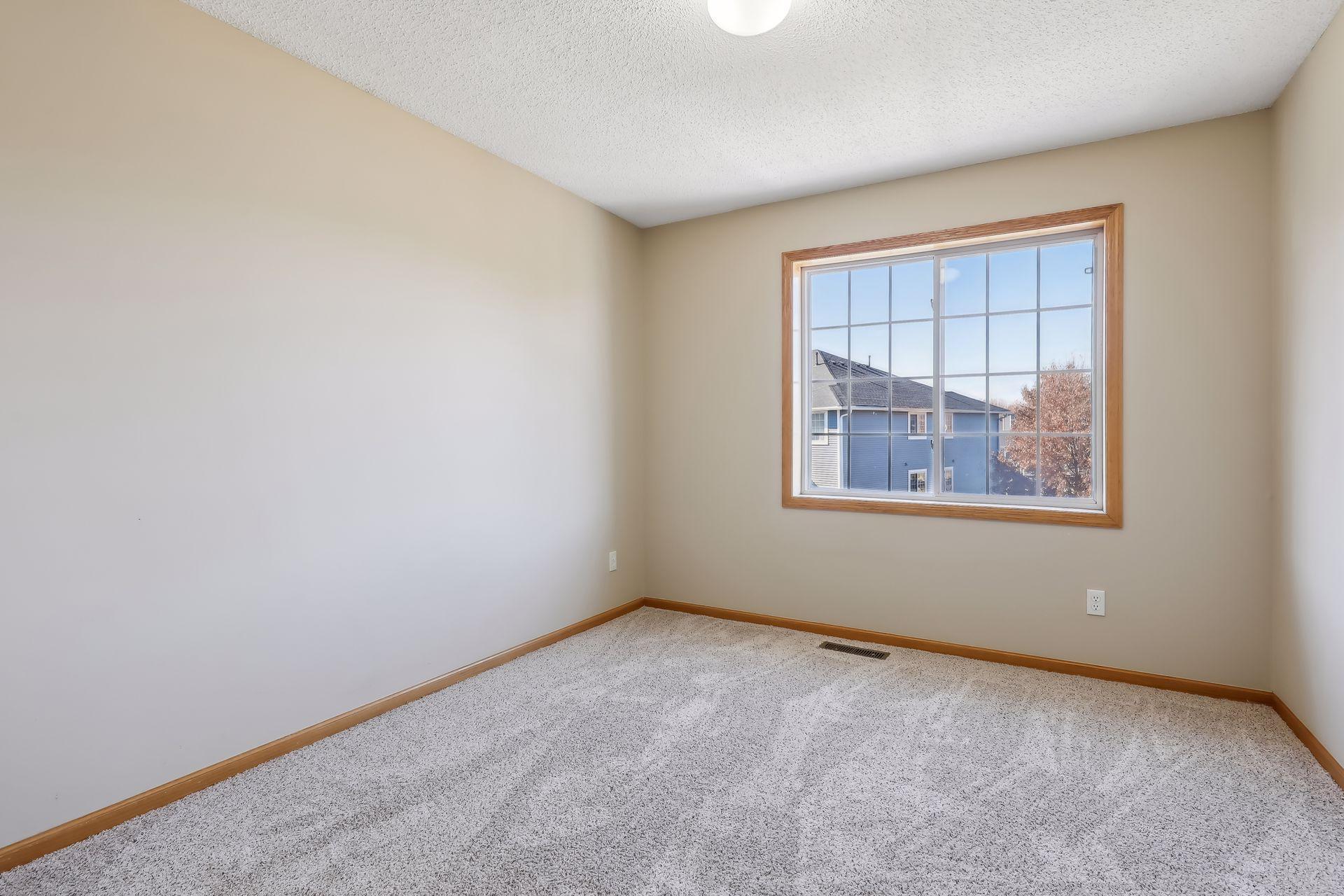 2437 E 117th Street Unit: 14