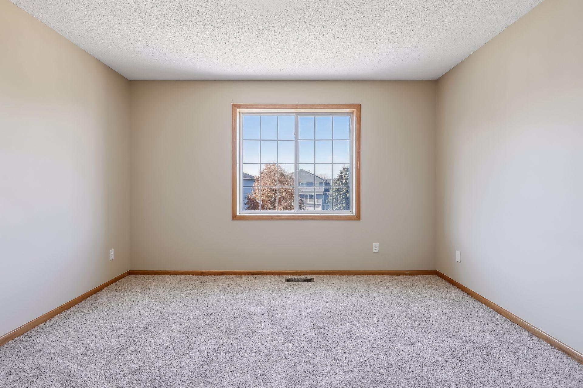 2437 E 117th Street Unit: 14