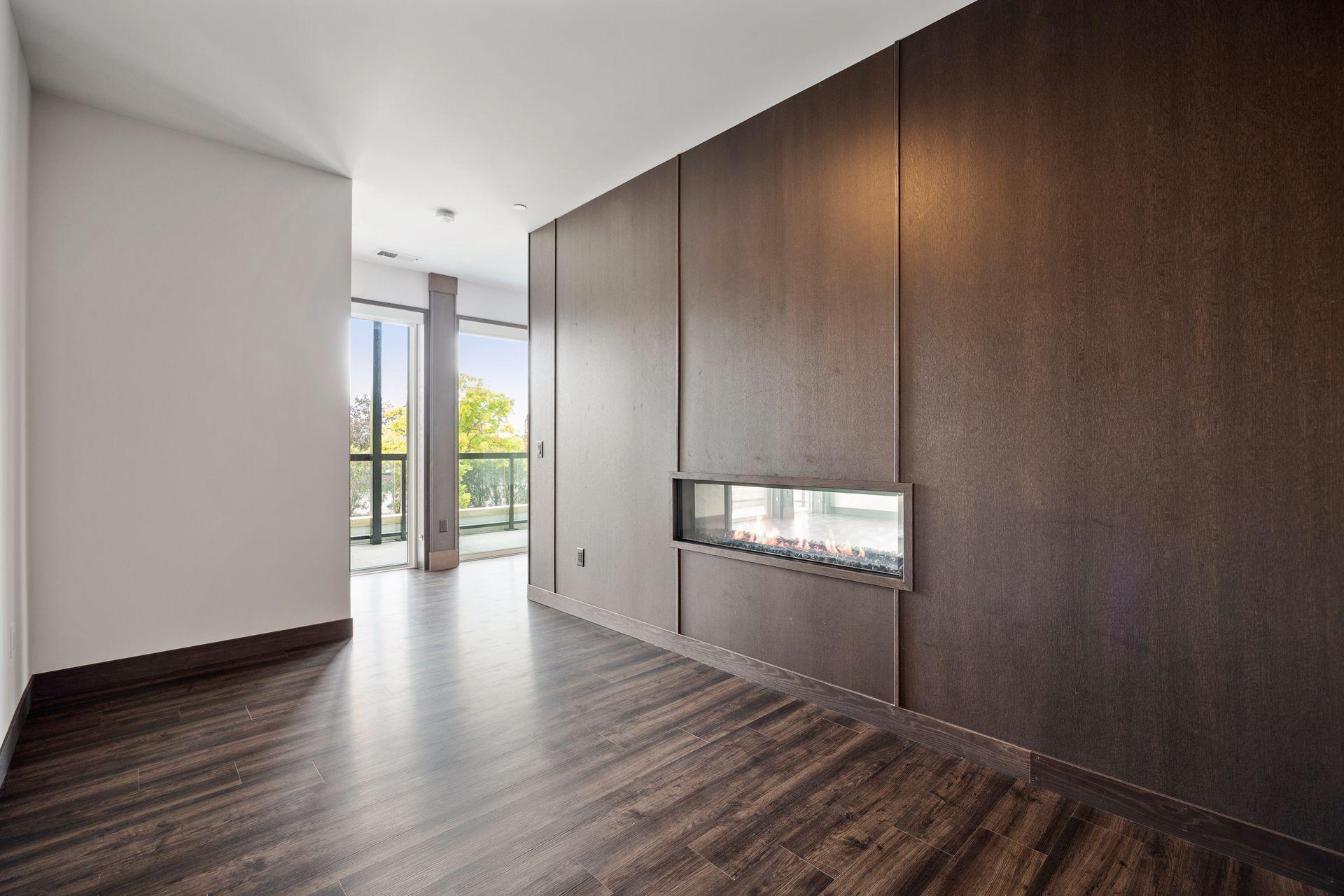 253 Lake Street E Unit: 201