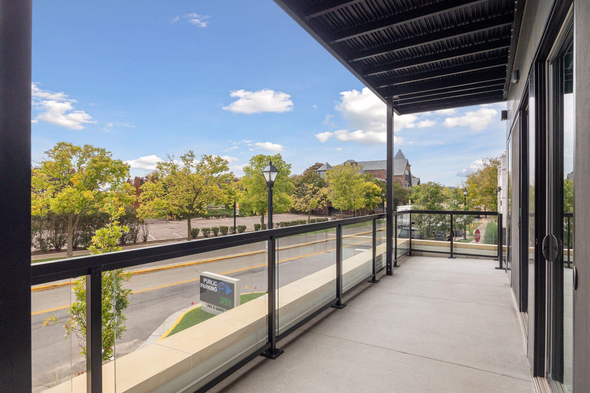 253 Lake Street E Unit: 201