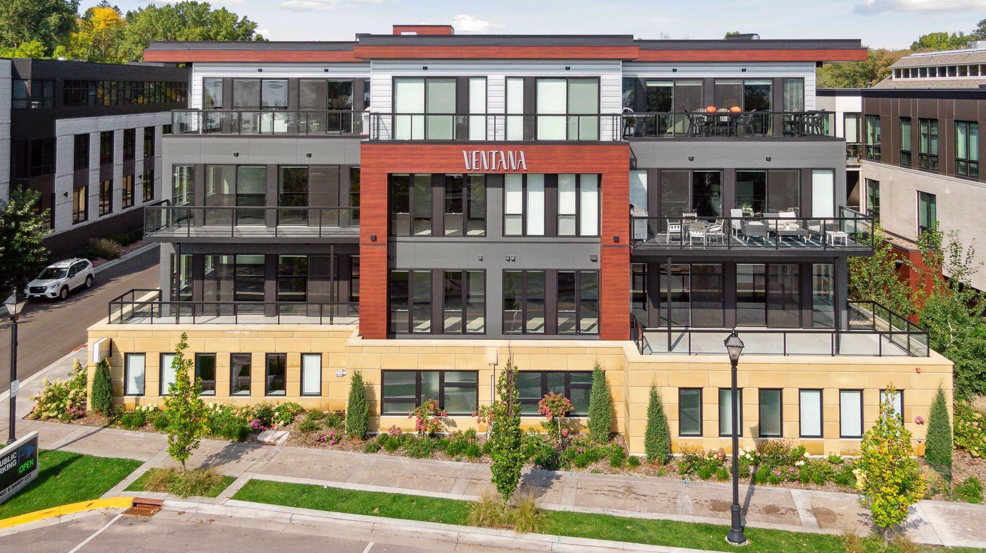 253 Lake Street E Unit: 201