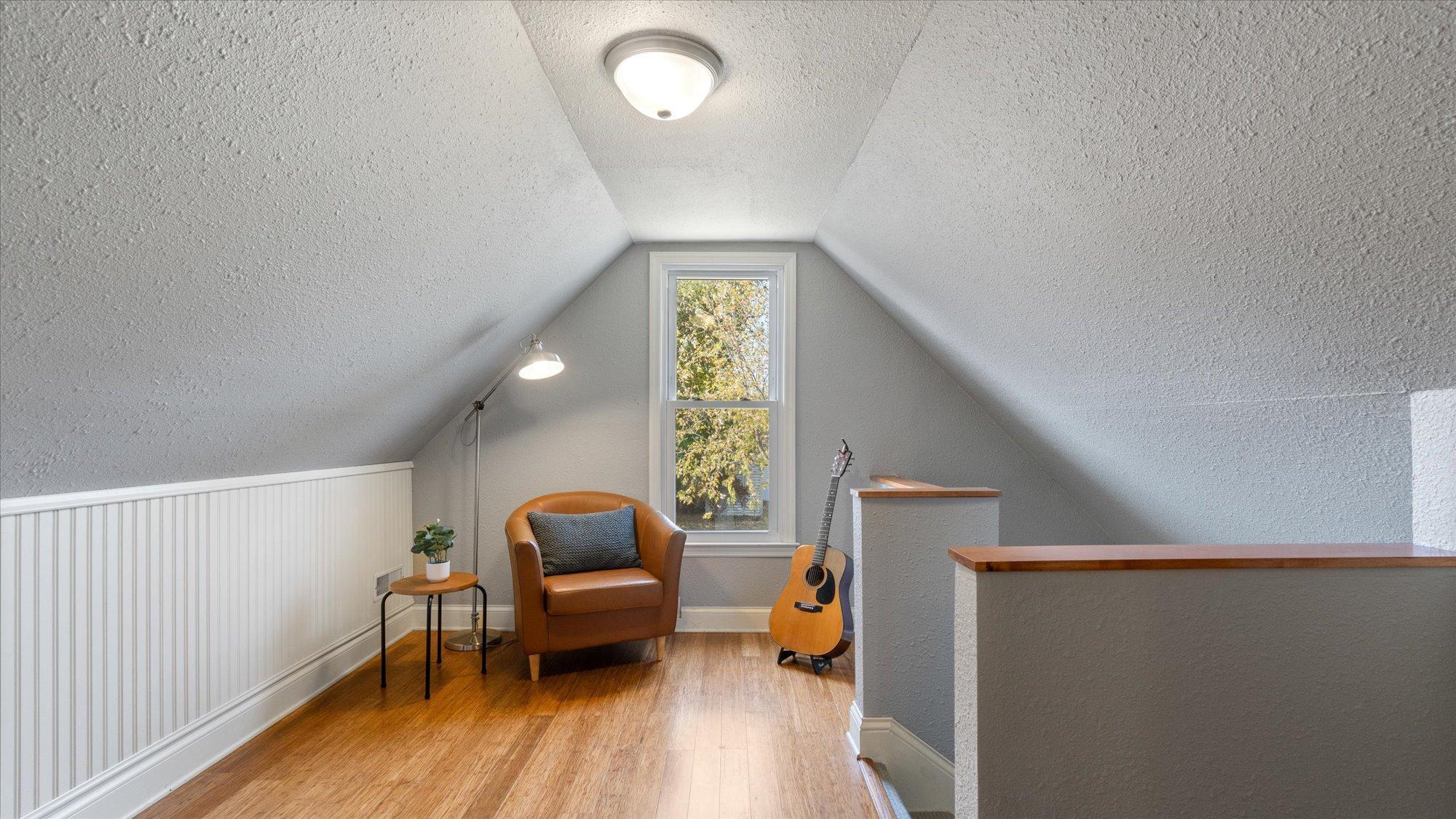 2012 Washington Street NE