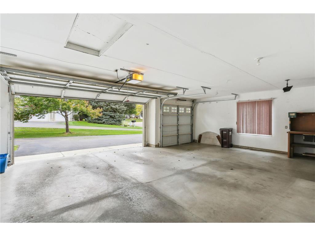 8824 Stonebrooke Trail