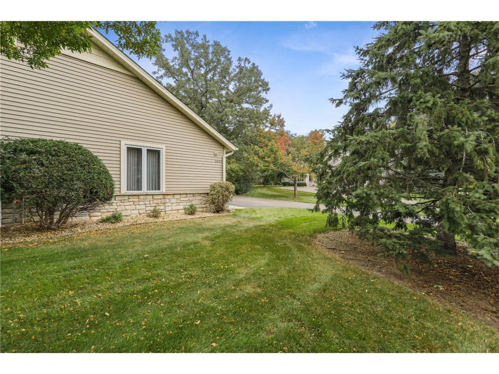 8824 Stonebrooke Trail