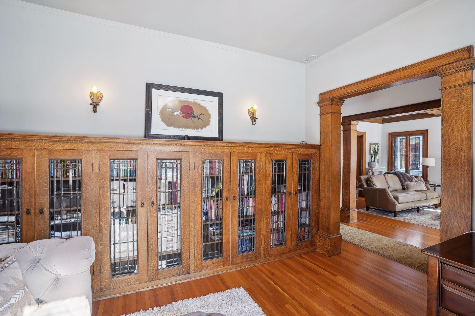 2011 Kenwood Parkway