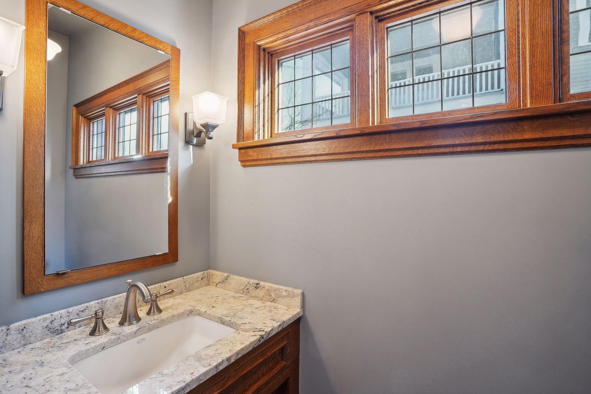 2011 Kenwood Parkway