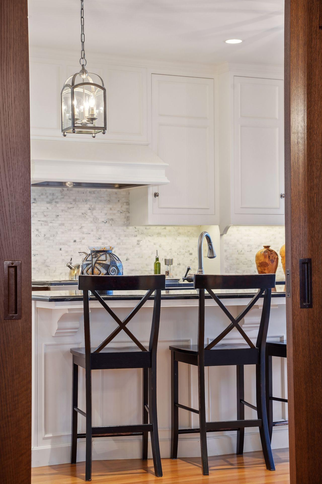 2011 Kenwood Parkway