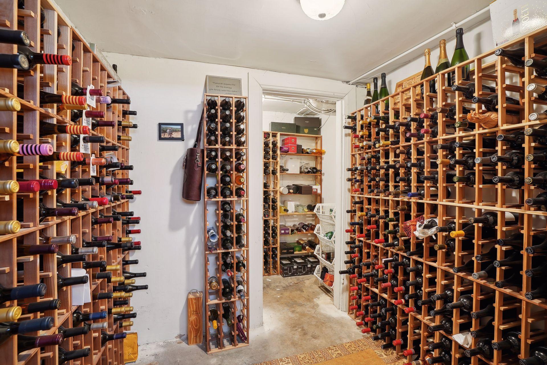 2011 Kenwood Parkway