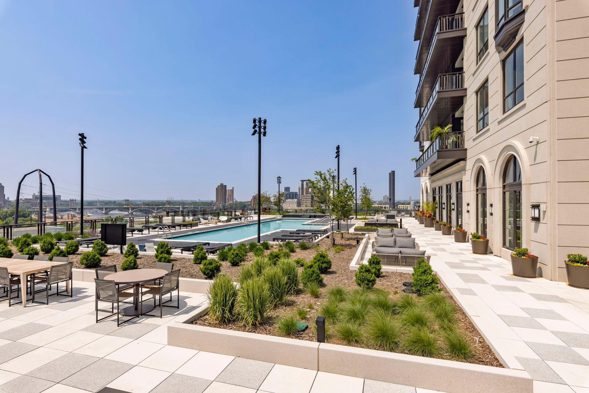 1111 W River Parkway Unit: 12C