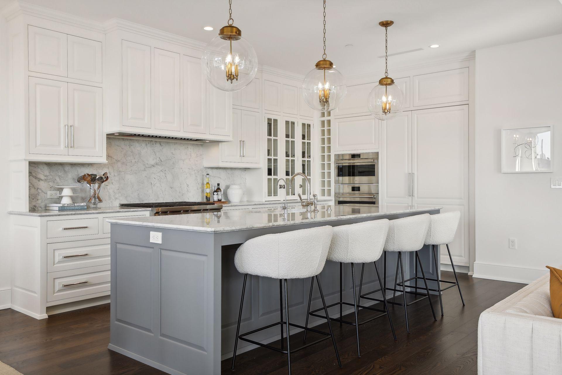 1111 W River Parkway Unit: 12C