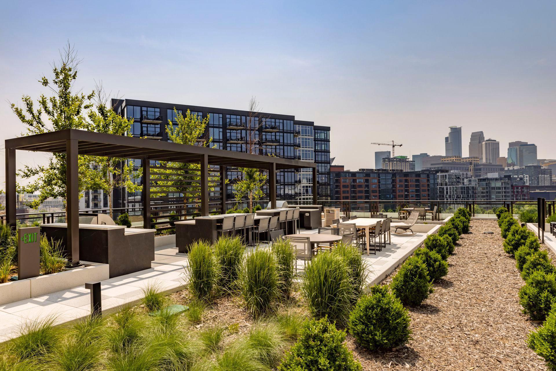 1111 W River Parkway Unit: 12C