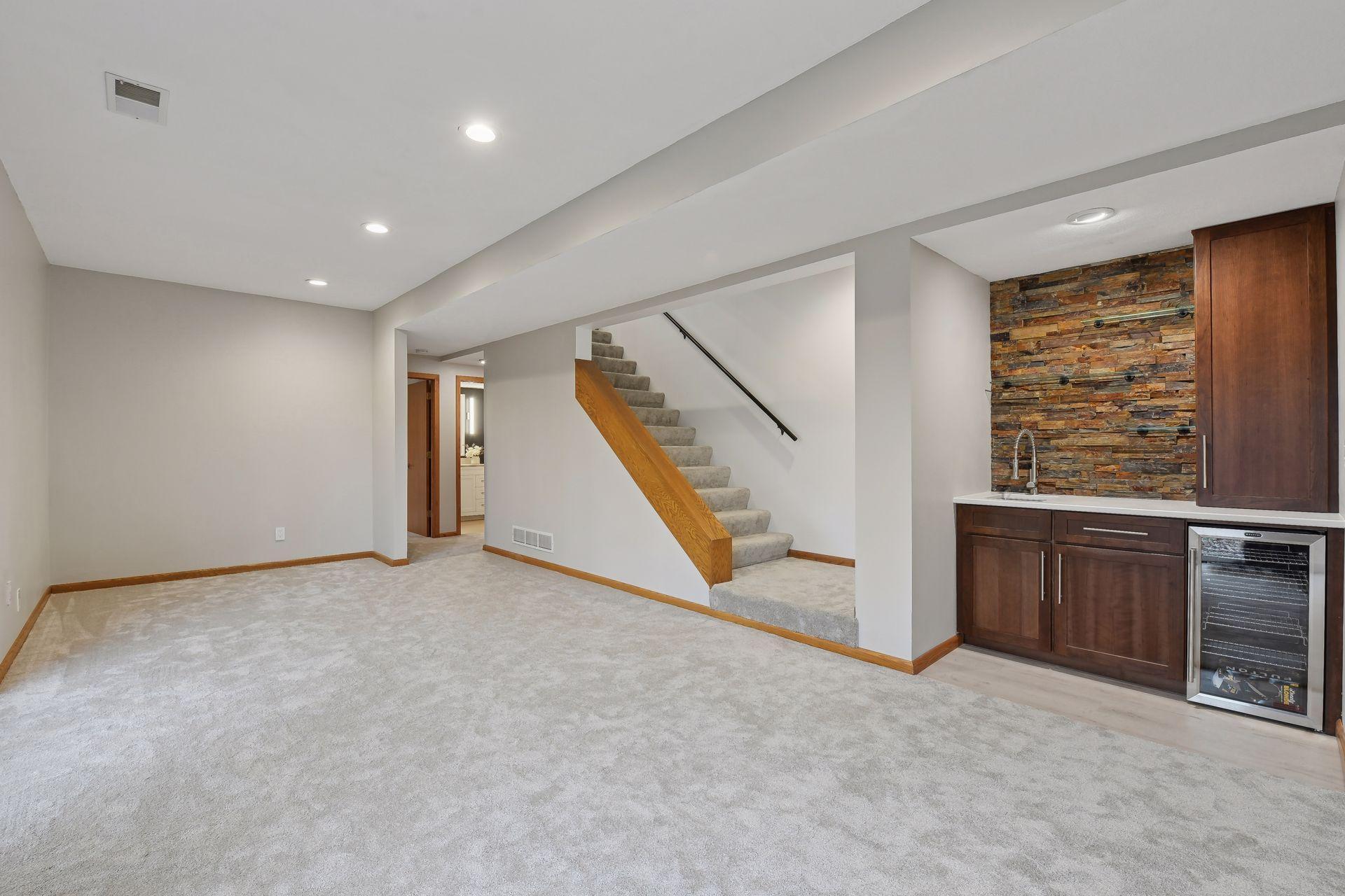 6825 Stonewood Court Unit: 0