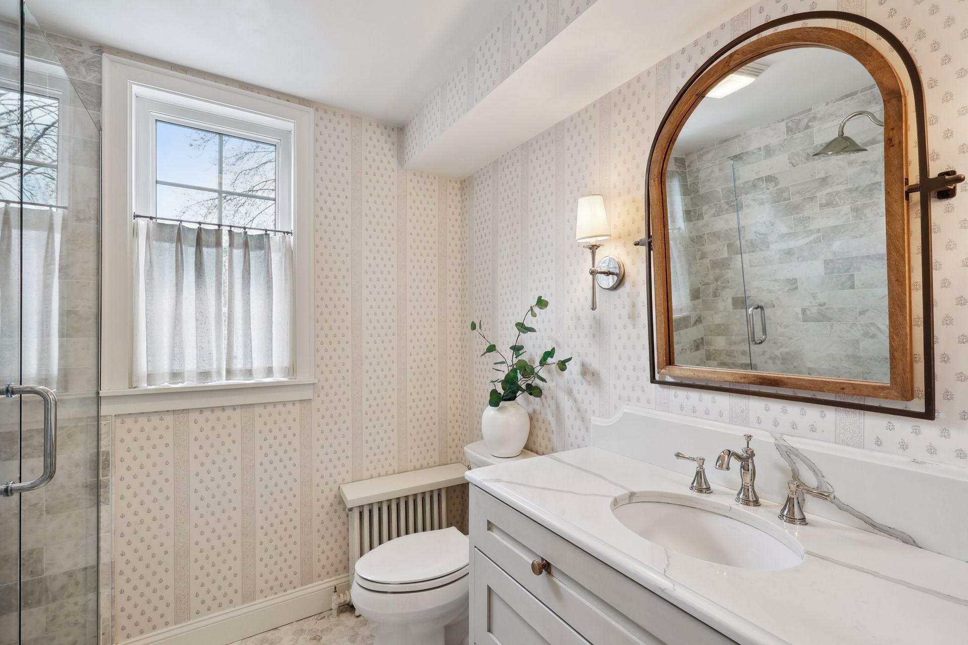 3440 Edmund Boulevard