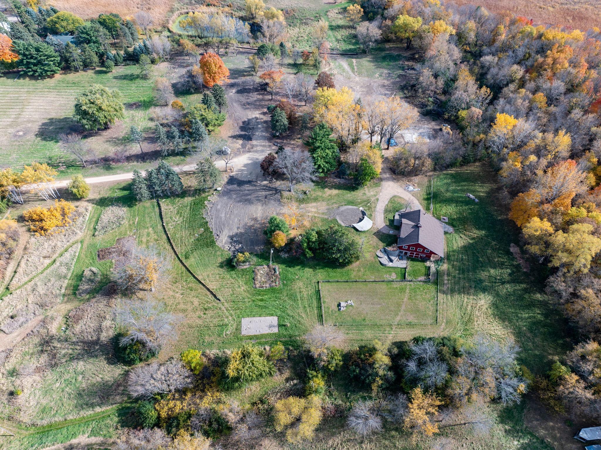 945 Honey Hill