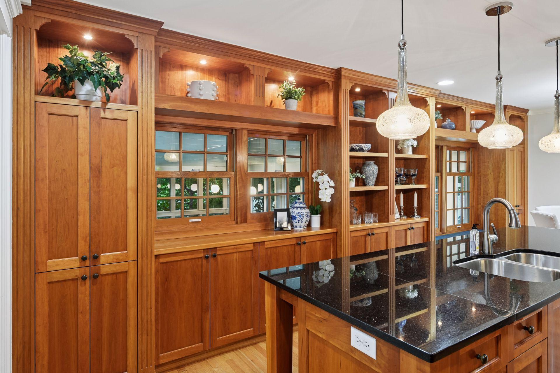 2496 Old Beach Road