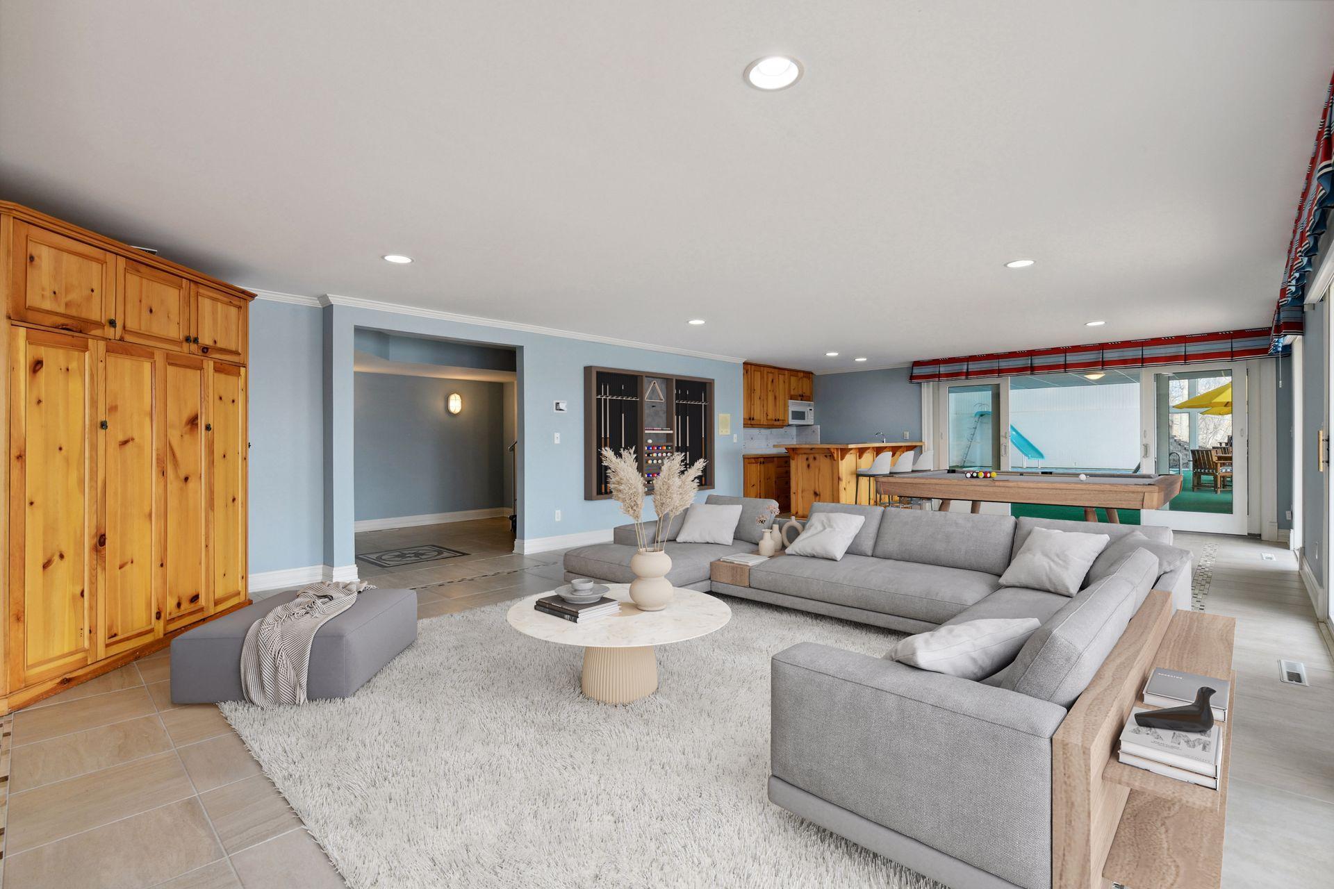 2496 Old Beach Road