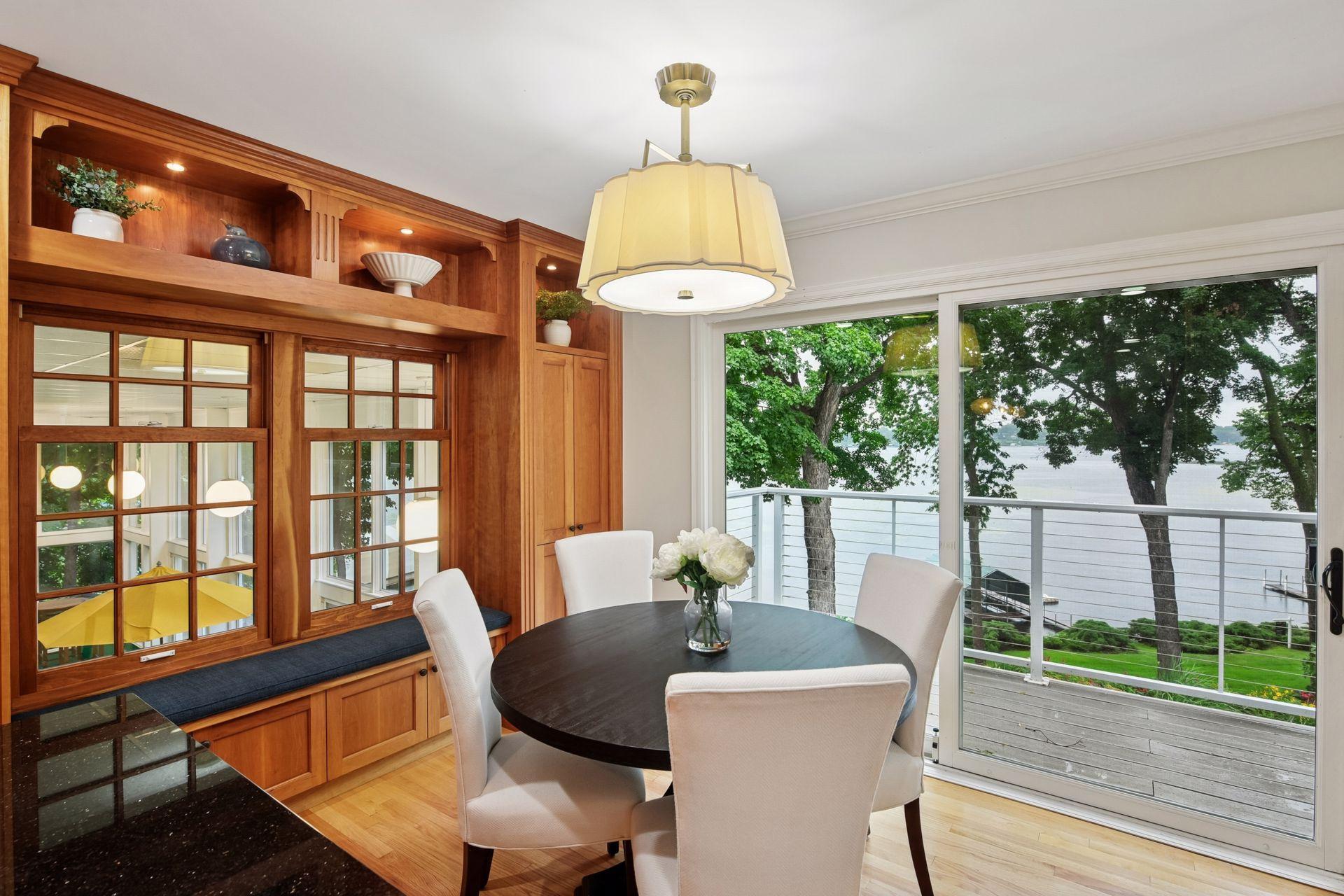 2496 Old Beach Road