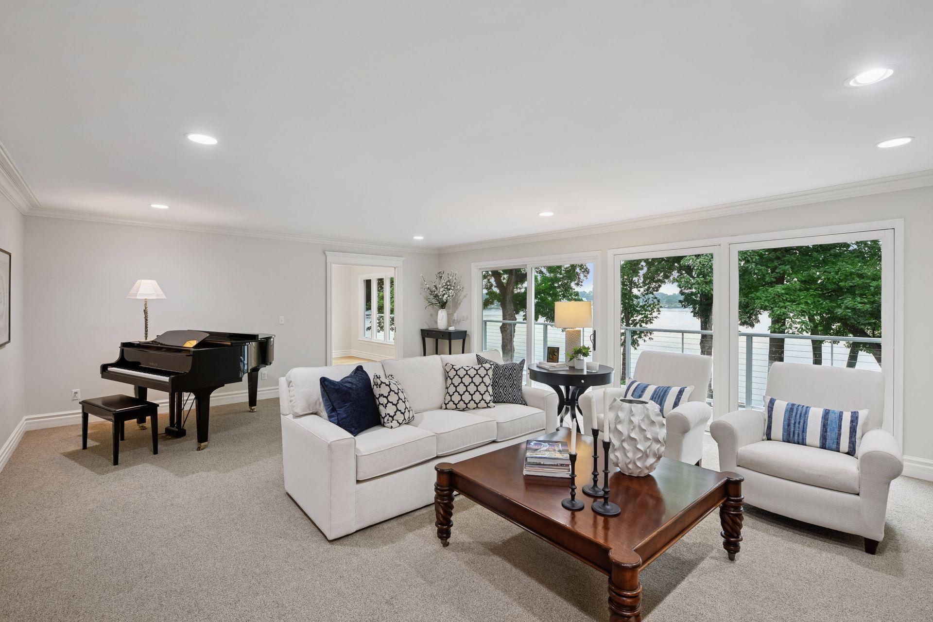 2496 Old Beach Road
