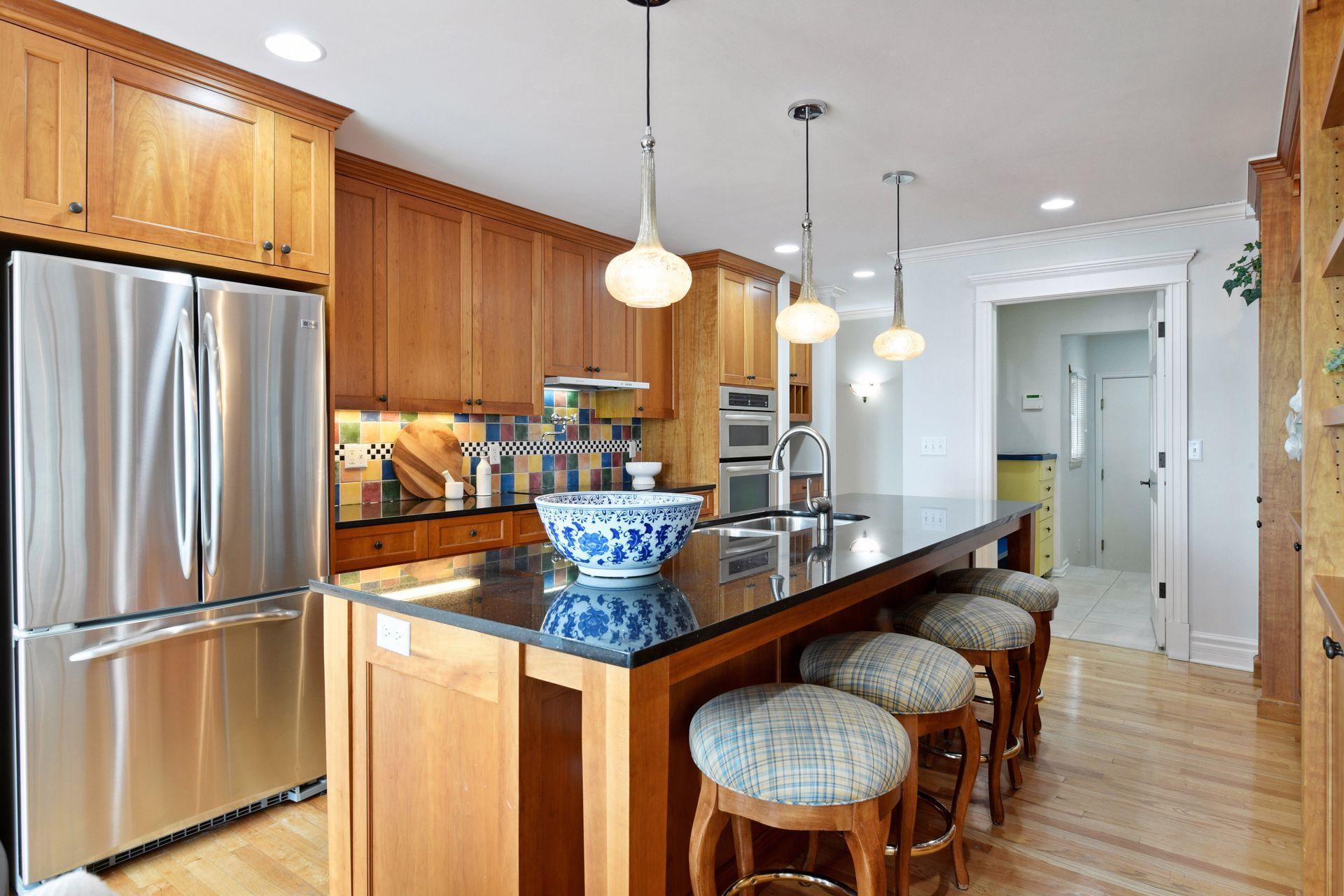 2496 Old Beach Road