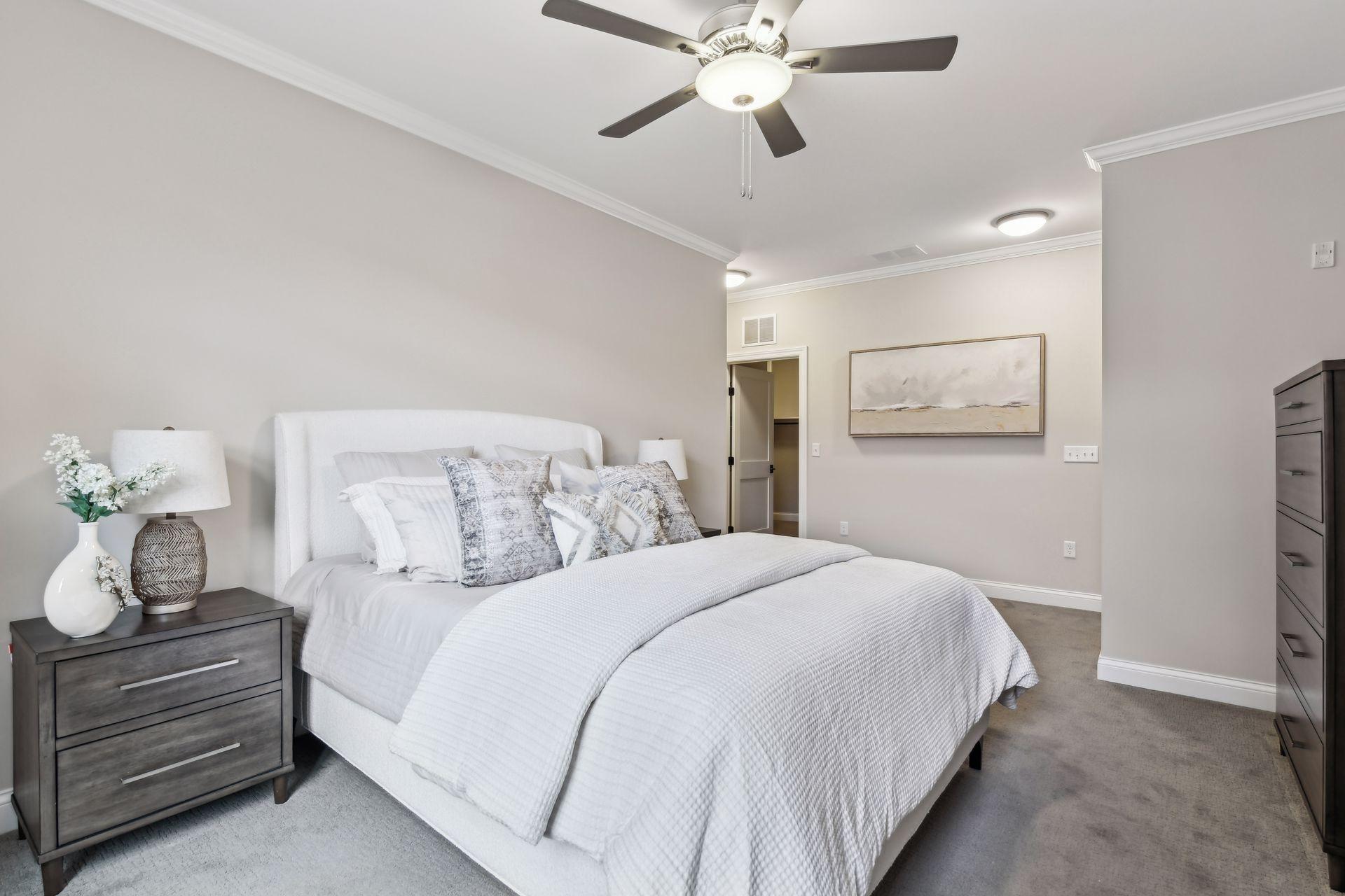 875 Lake Street N Unit: 217