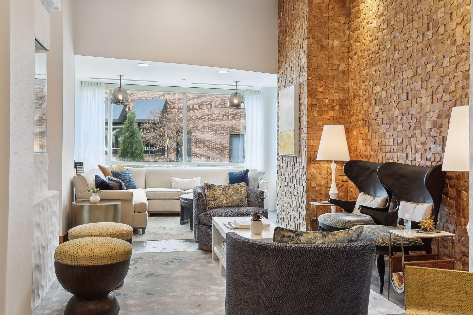 3209 Galleria Unit: 806