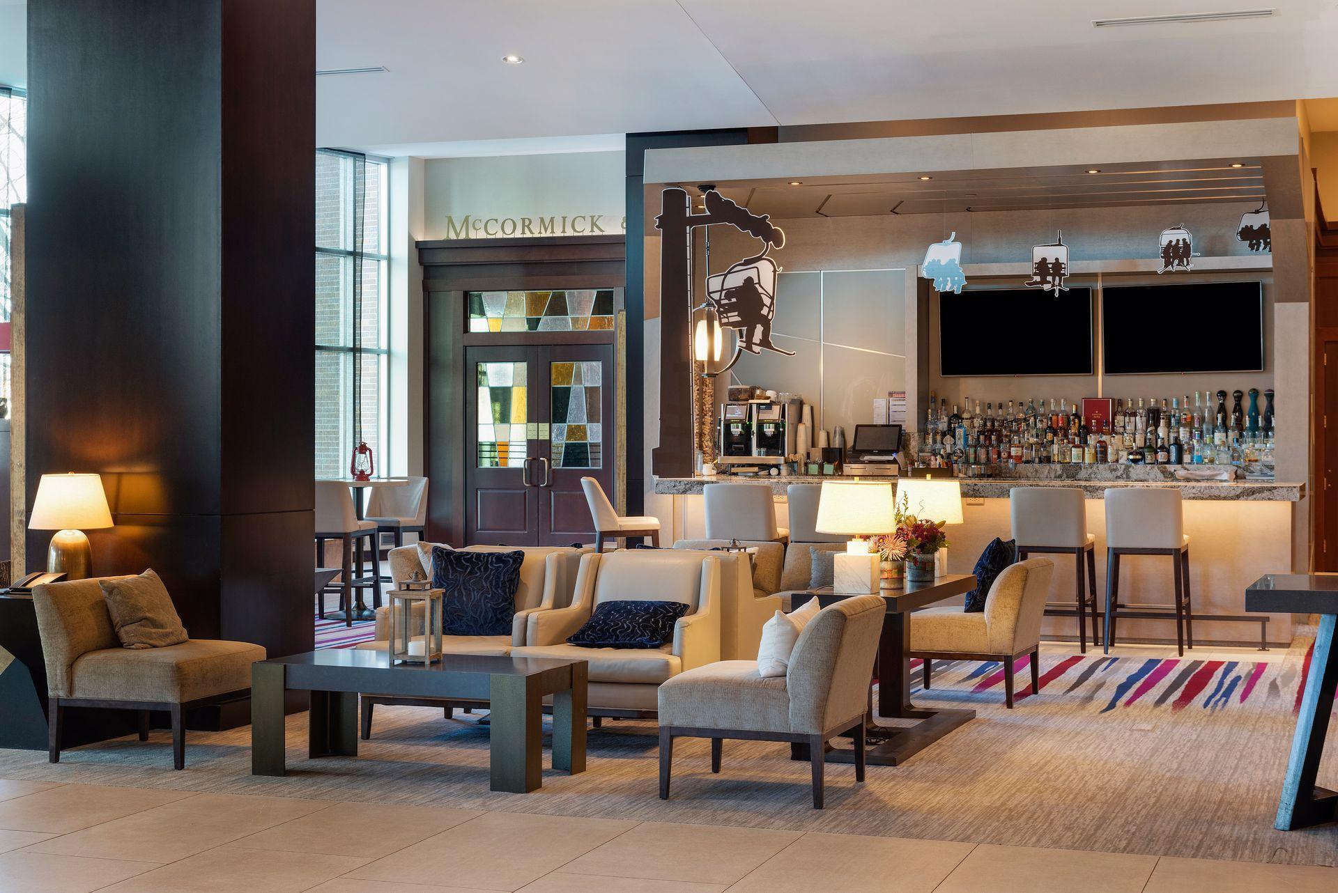 3209 Galleria Unit: 806