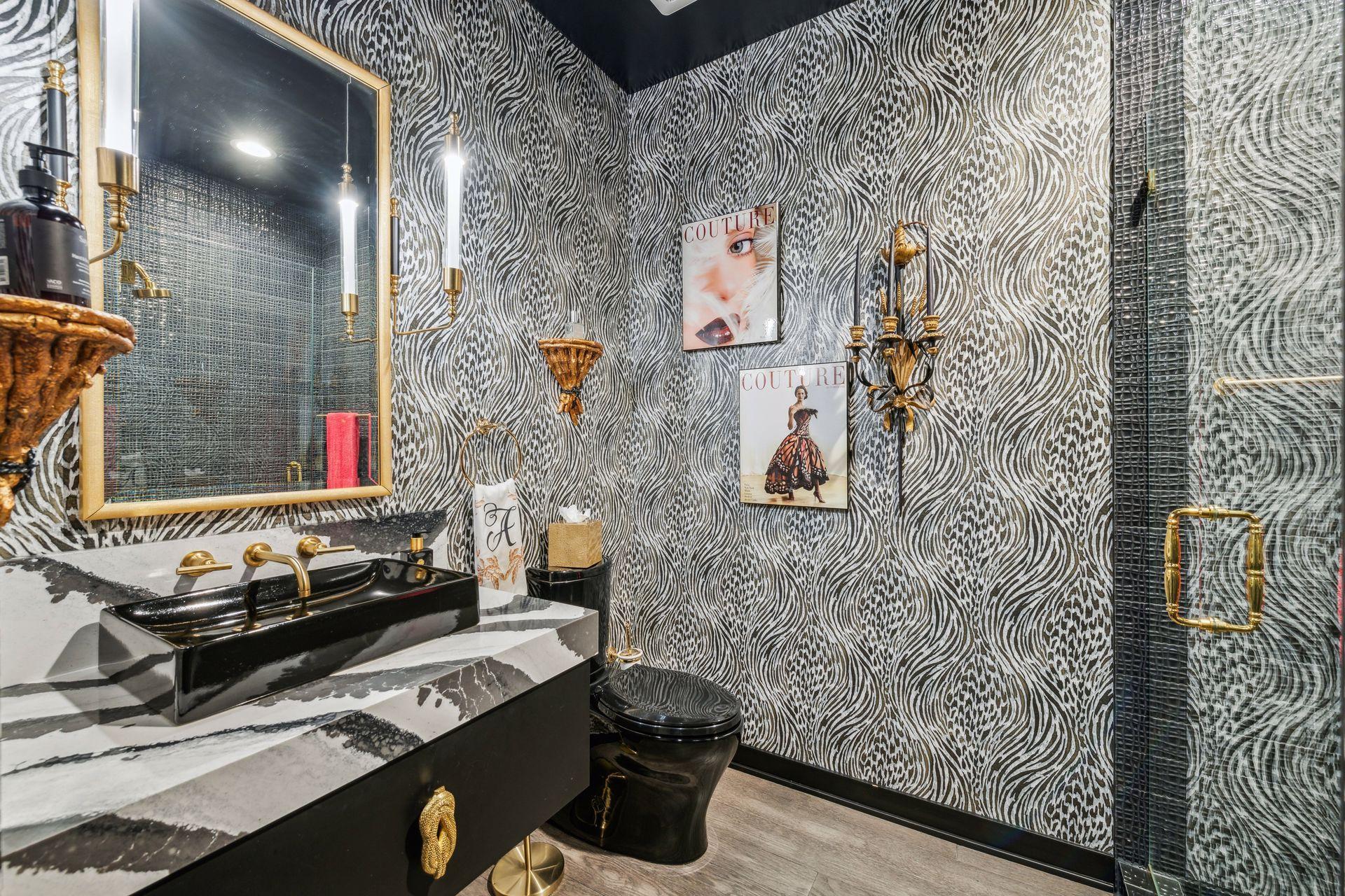 3209 Galleria Unit: 806