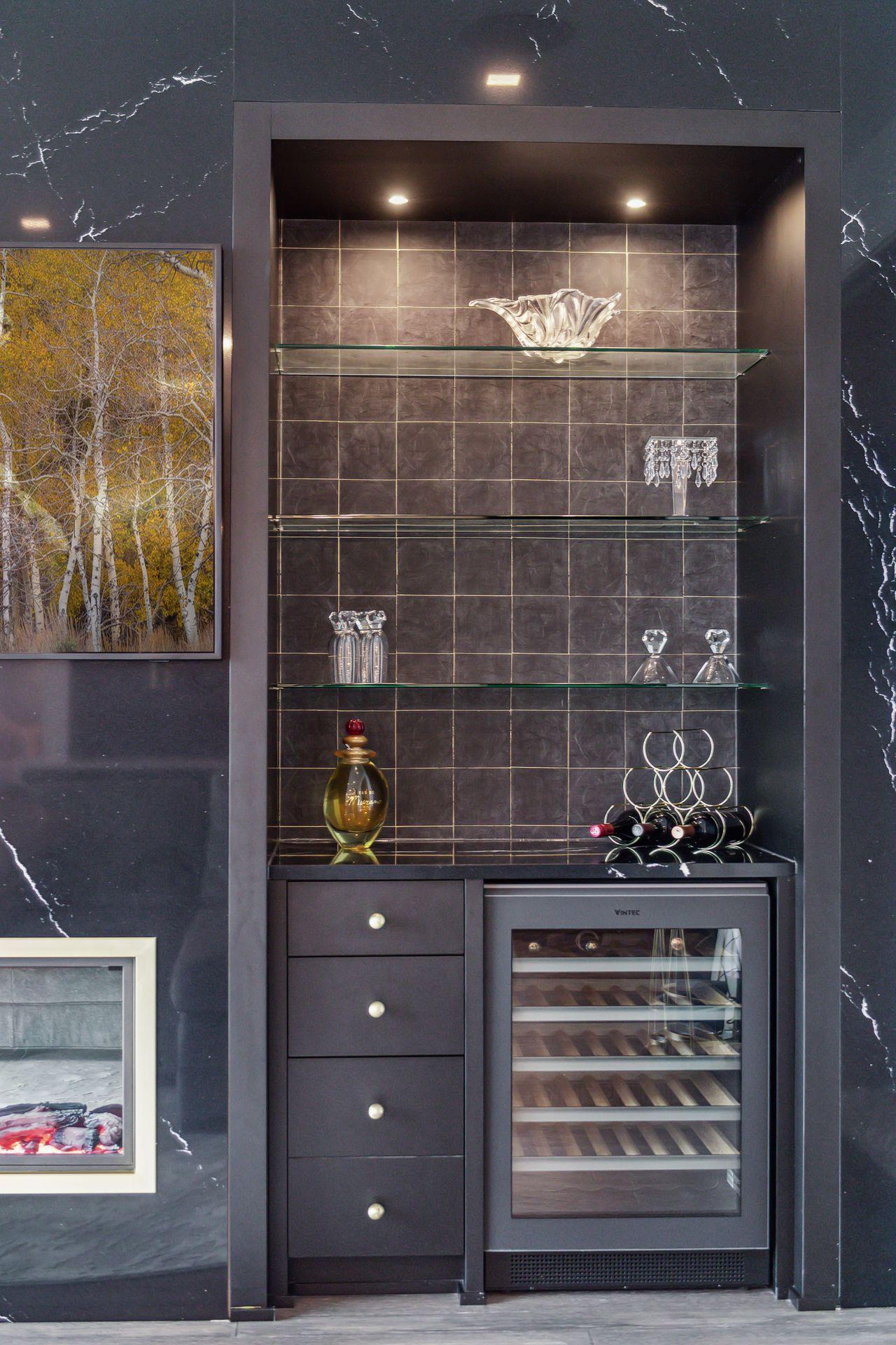 3209 Galleria Unit: 806