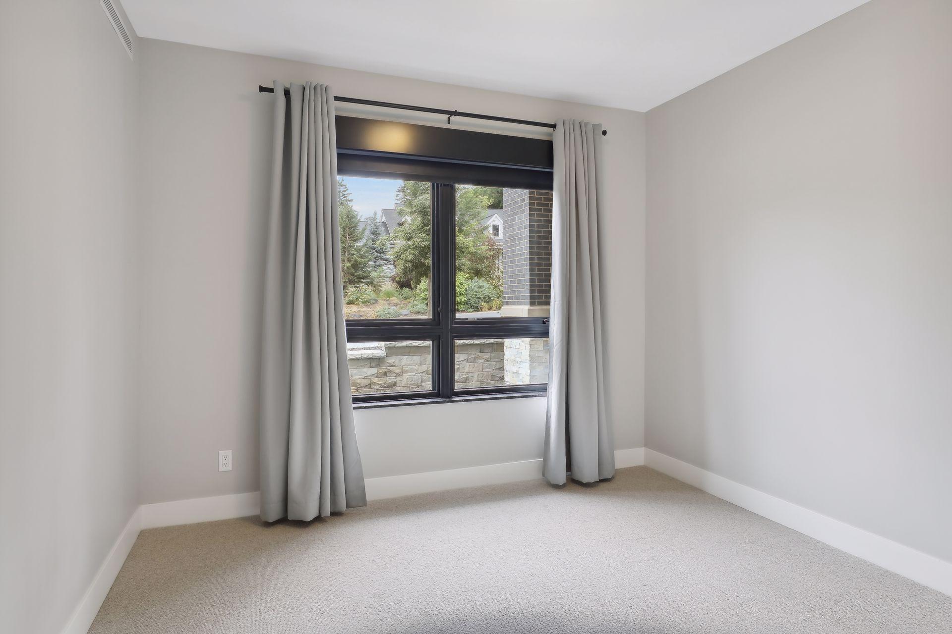 222 Ferndale Road Unit: 102