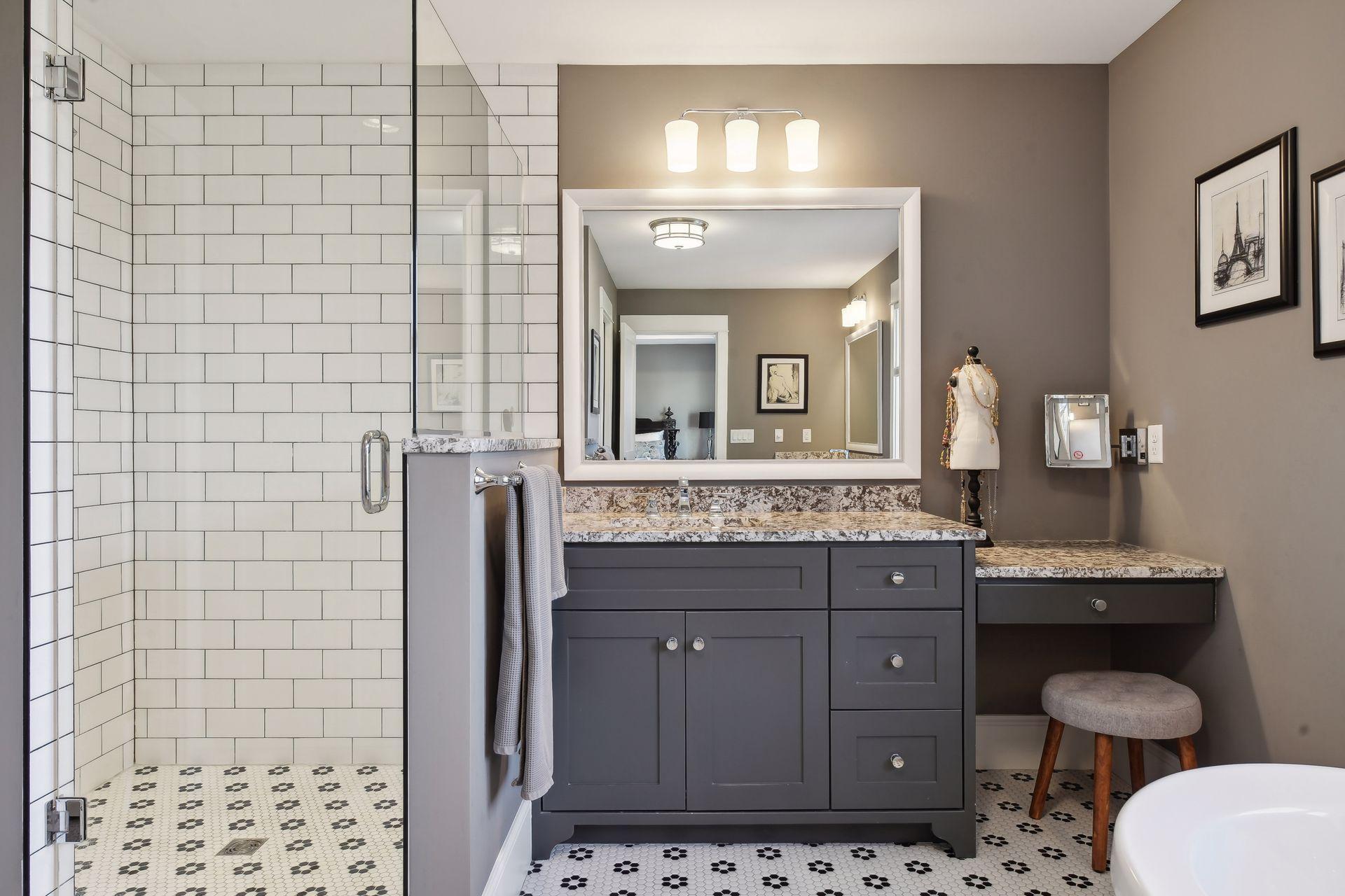 570 Orono Orchards Road S