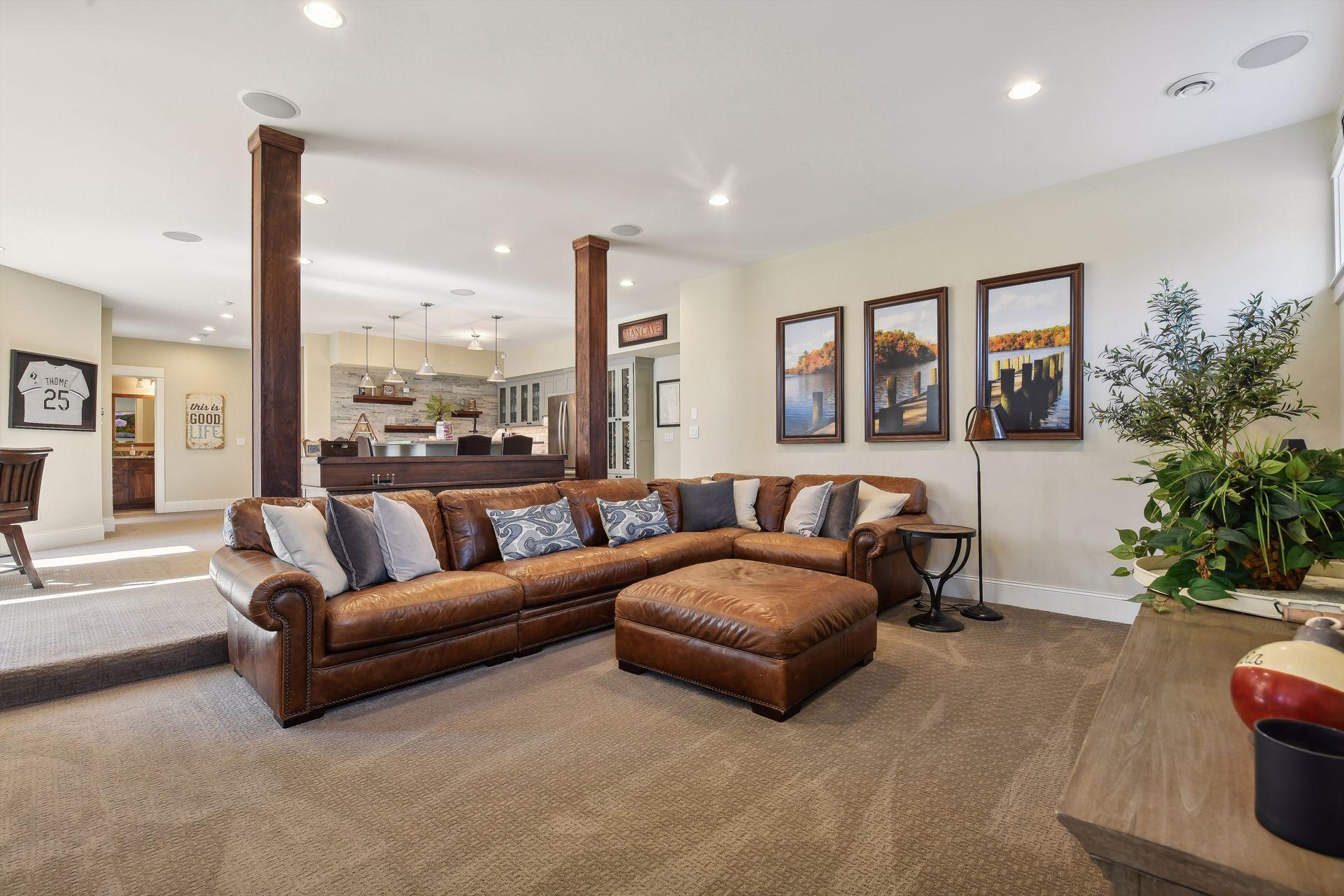 570 Orono Orchards Road S