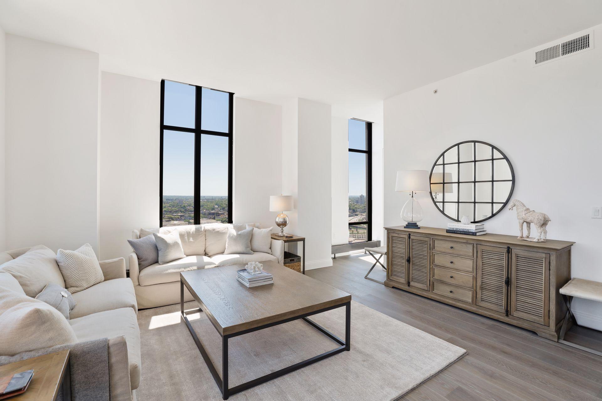 201 S 11th Street Unit: 2220