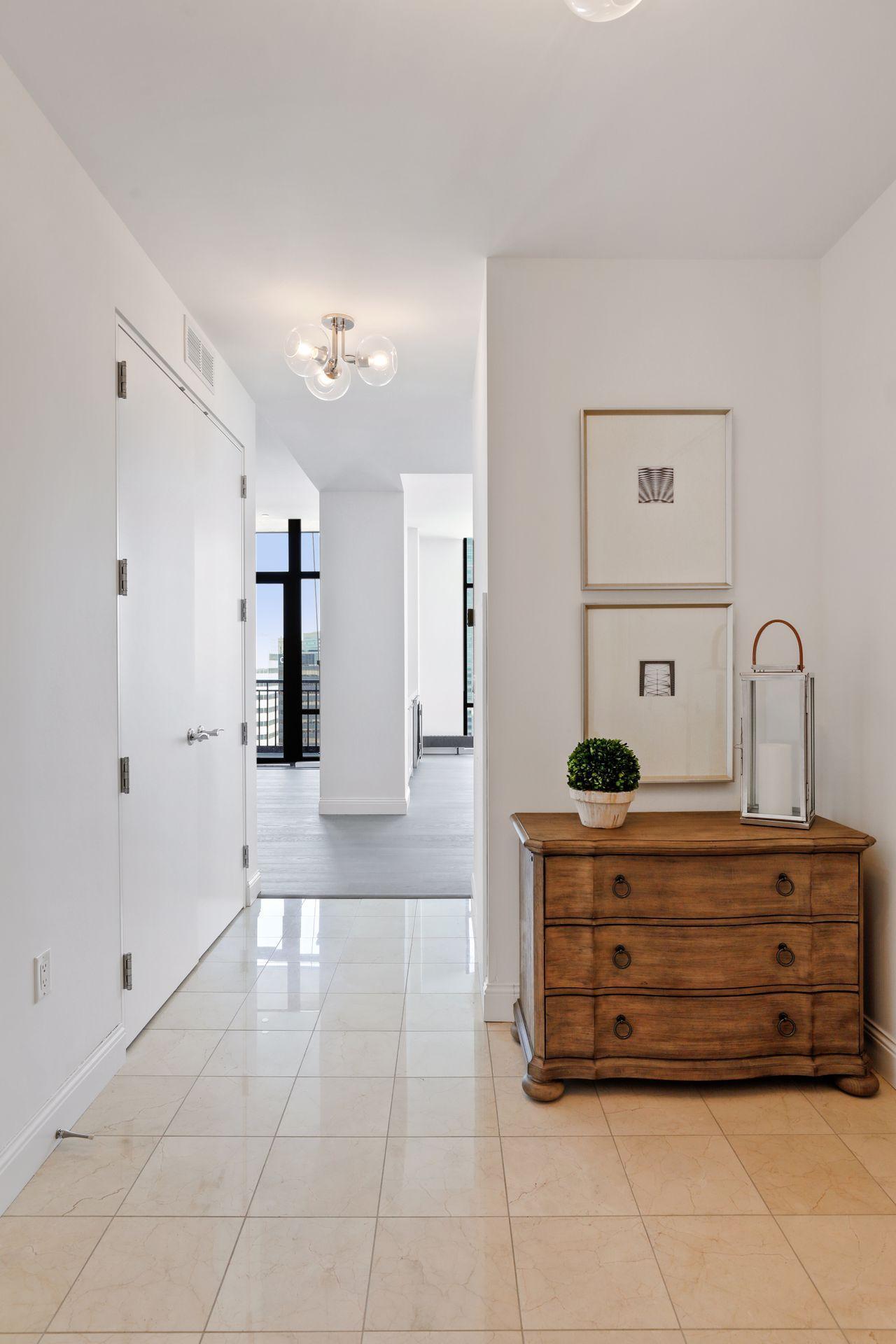 201 S 11th Street Unit: 2220