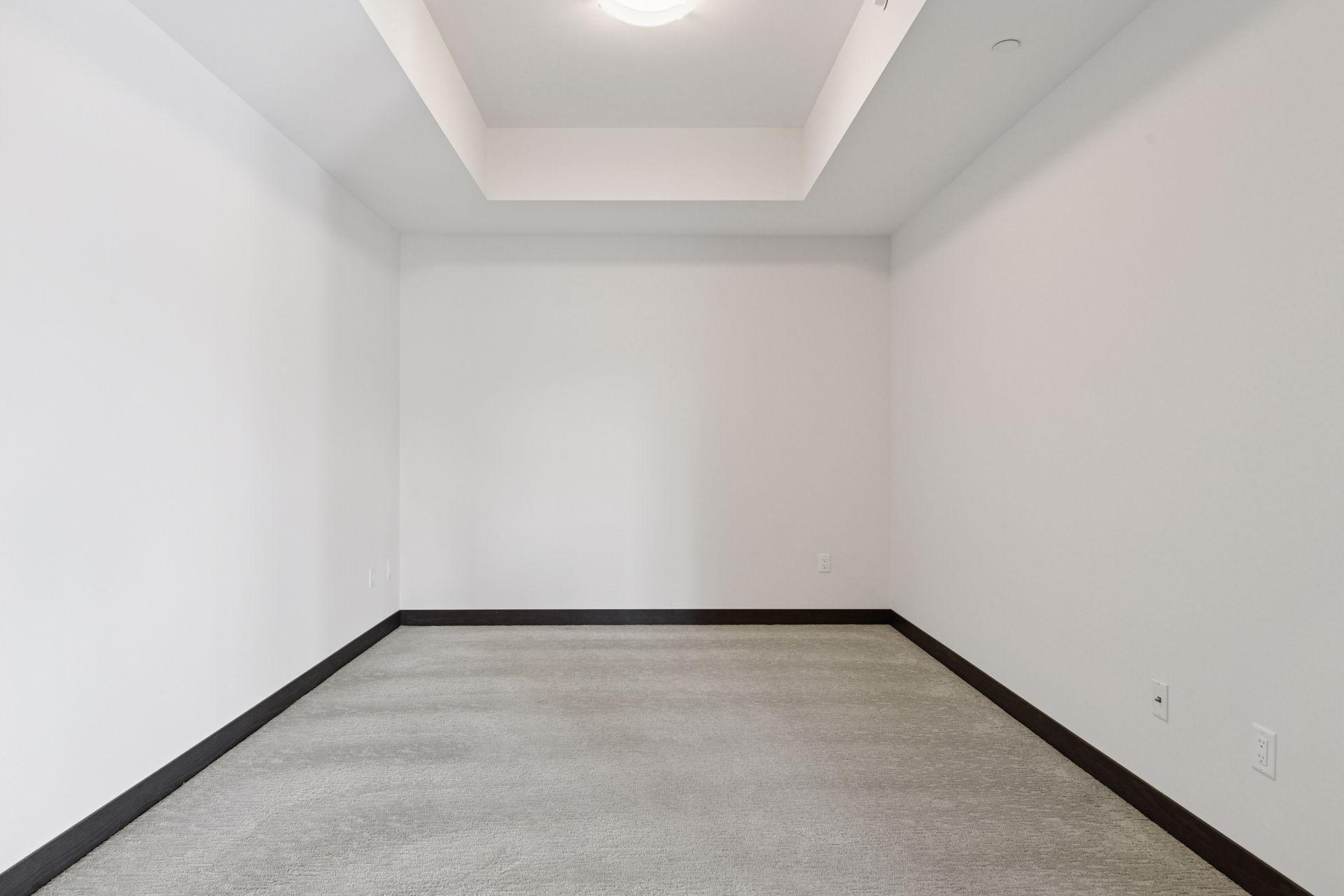 253 Lake Street E Unit: 401