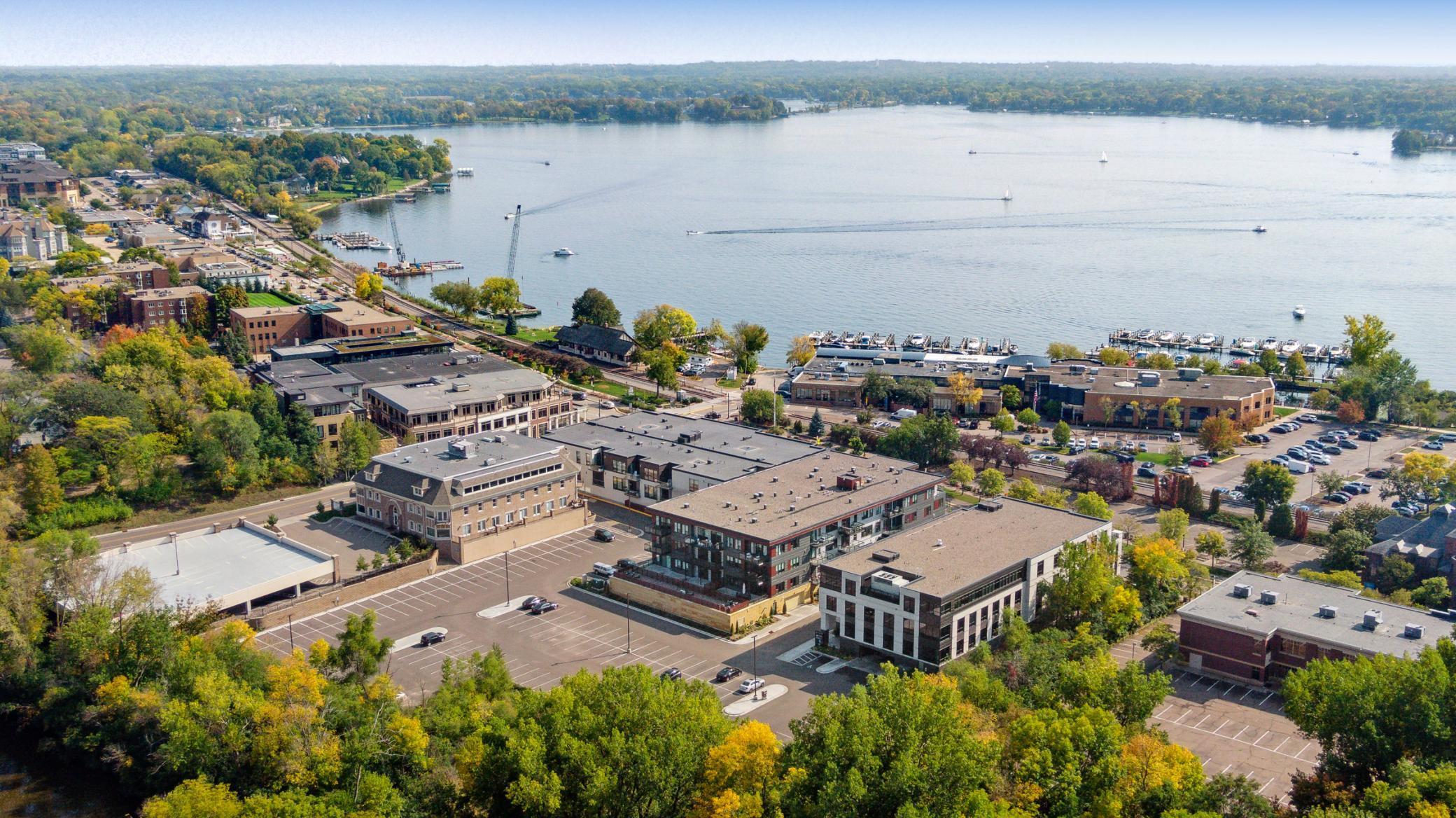 253 Lake Street E Unit: 401