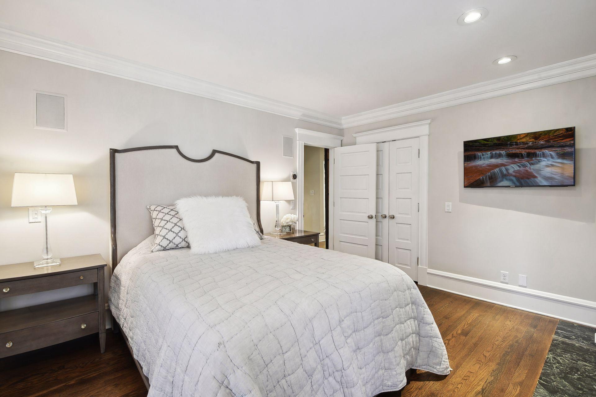 3125 E Bde Maka Ska Parkway