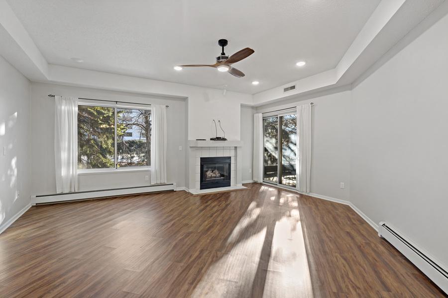 7520 Edinborough Way Unit: 2217