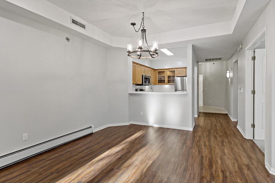 7520 Edinborough Way Unit: 2217