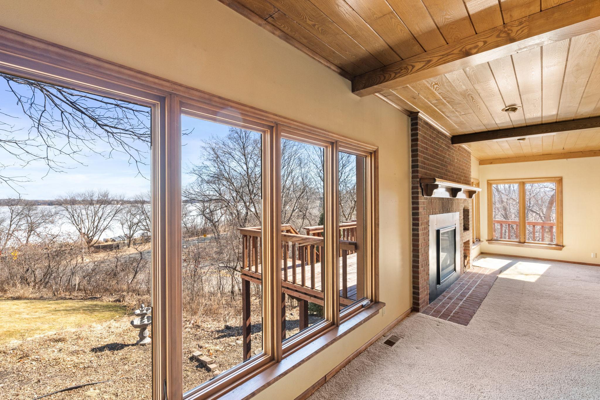 3147 Lafayette Ridge Road