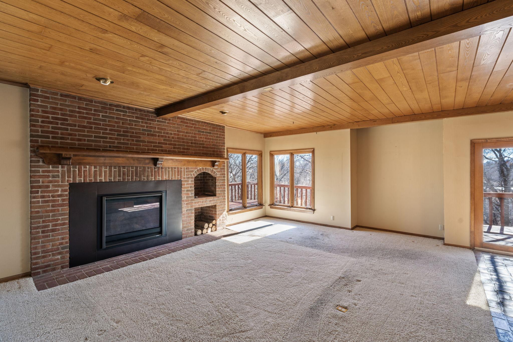3147 Lafayette Ridge Road