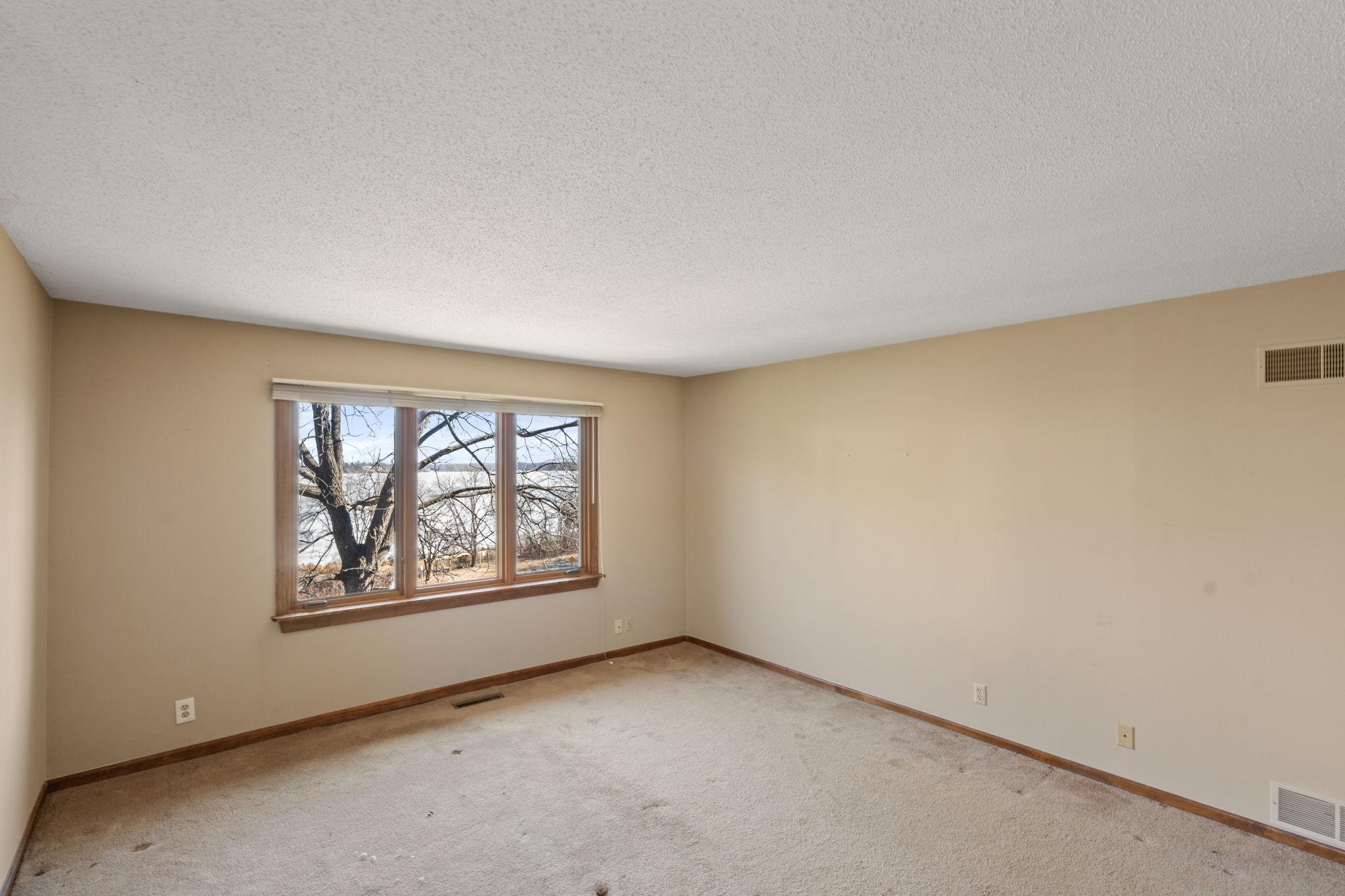 3147 Lafayette Ridge Road