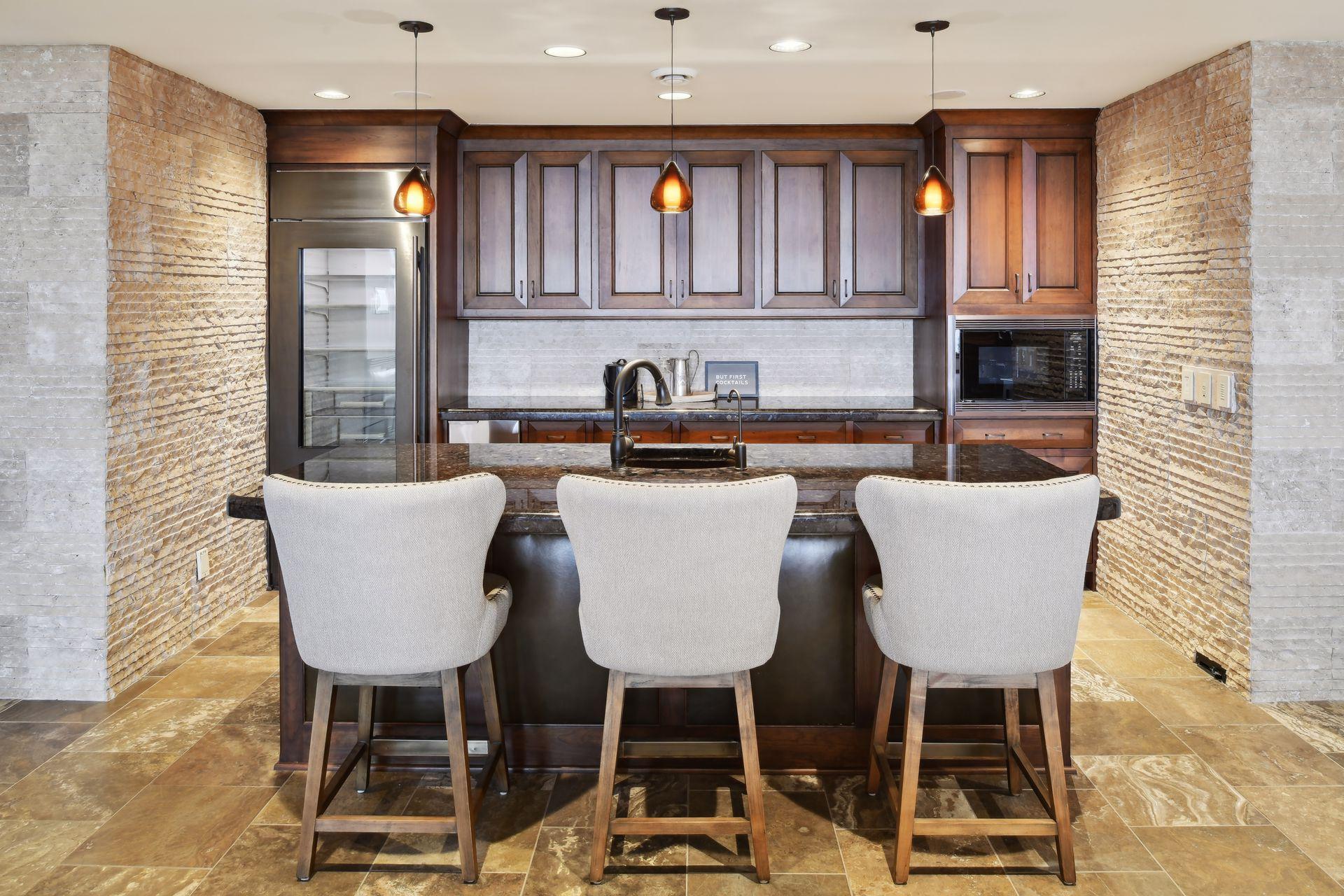 20630 Linwood Road