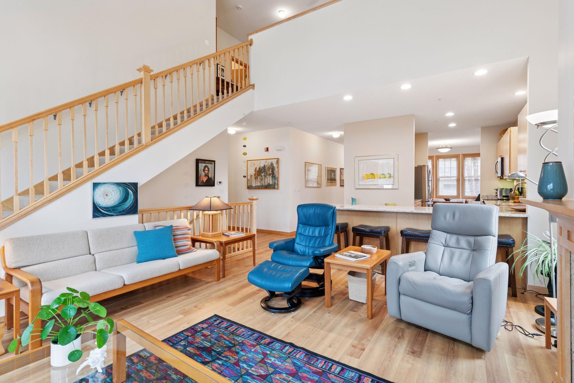2201 Village Terrace